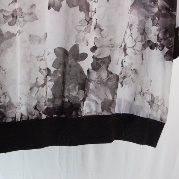 Lane Bryant Floral Print Sheer Top With Black Trim & Zipper Details Size 18/20 - Picture 4 of 7